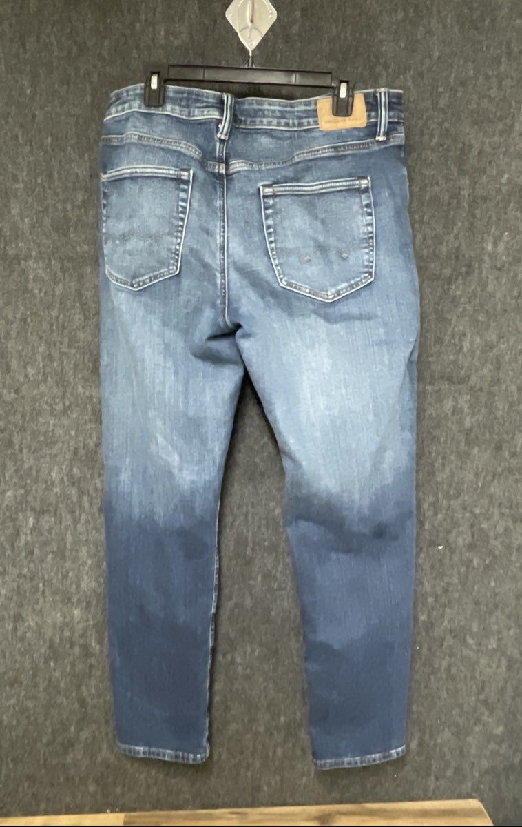 American Eagle Men's Athletic Fit Blue Jeans Faded Wash Sz 36x32