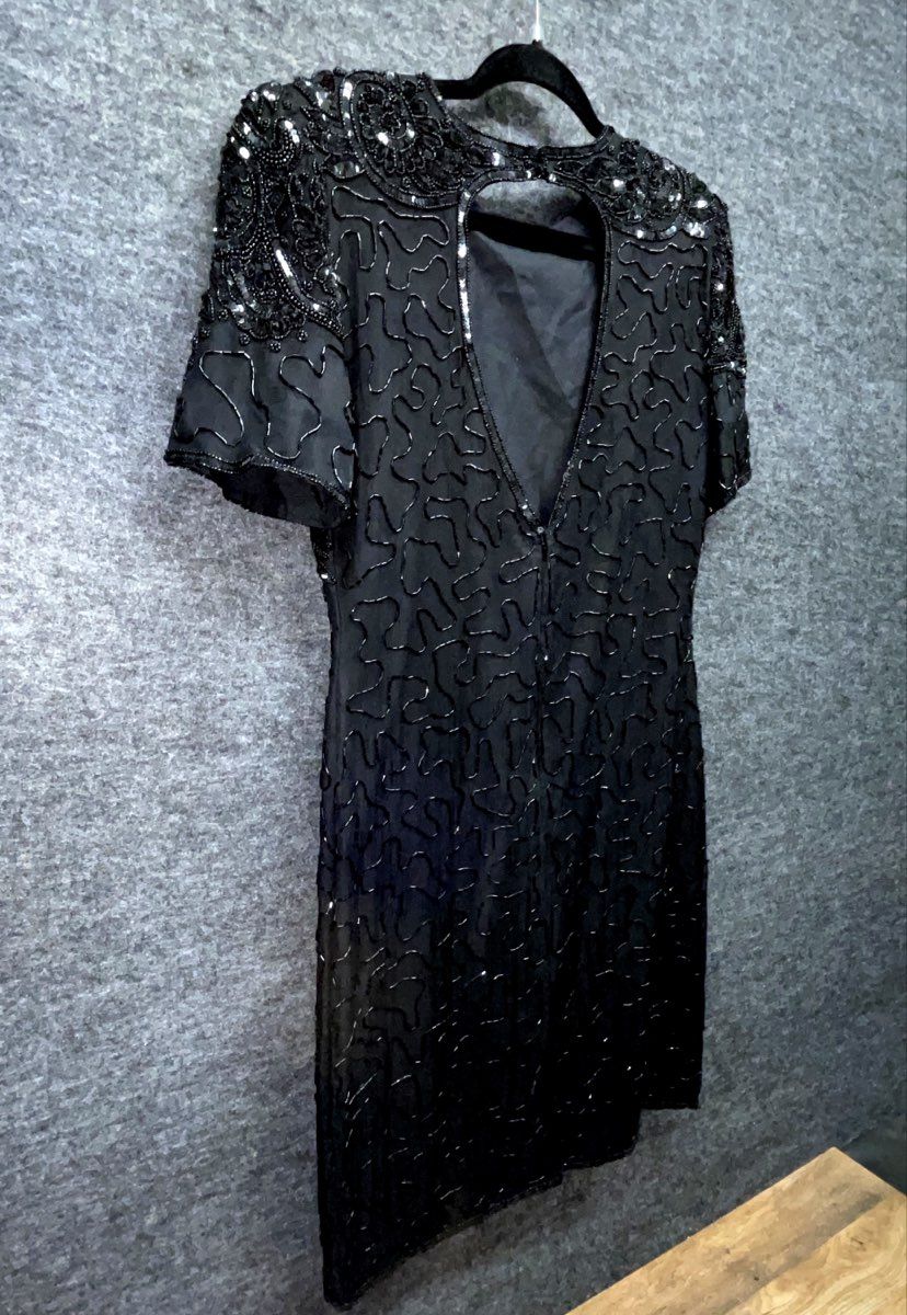 Vintage 90s Women's Black Beaded Sequined Cocktail Dress Keyhole Back