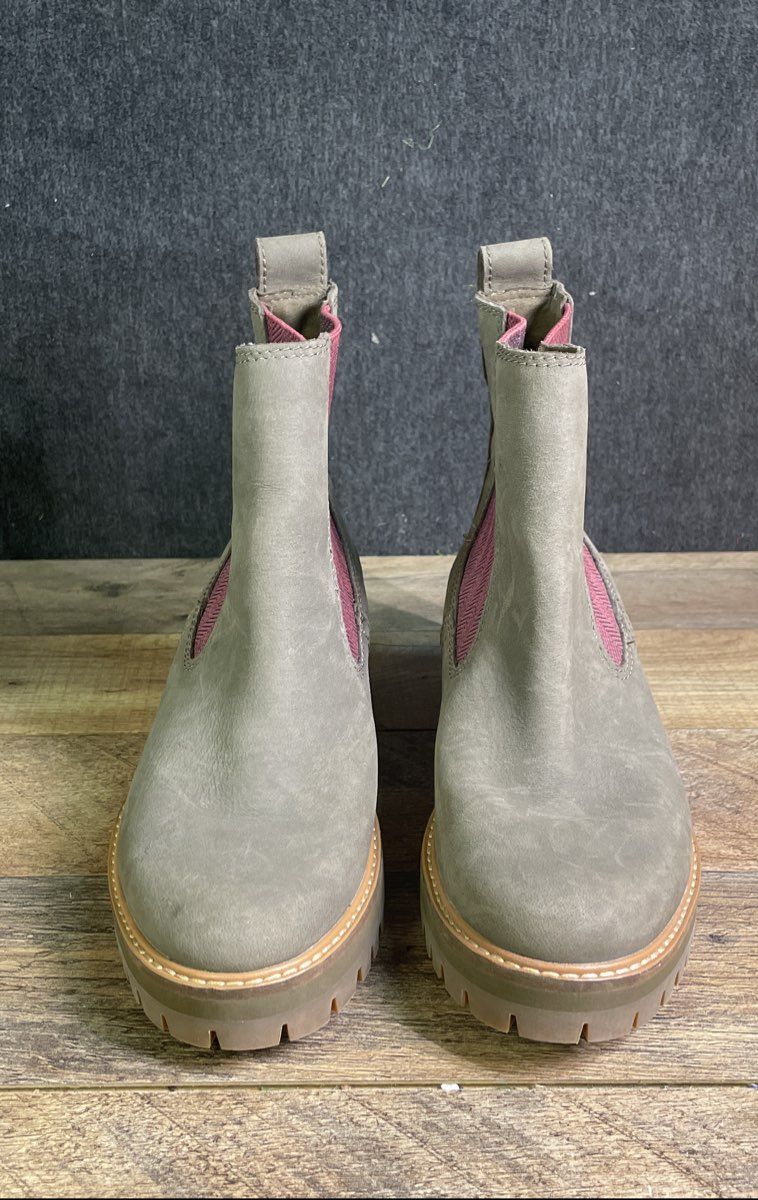 Timberland Courmayeur Valley Chelsea Grey Nubuck Burgundy Boots Women's Size 8