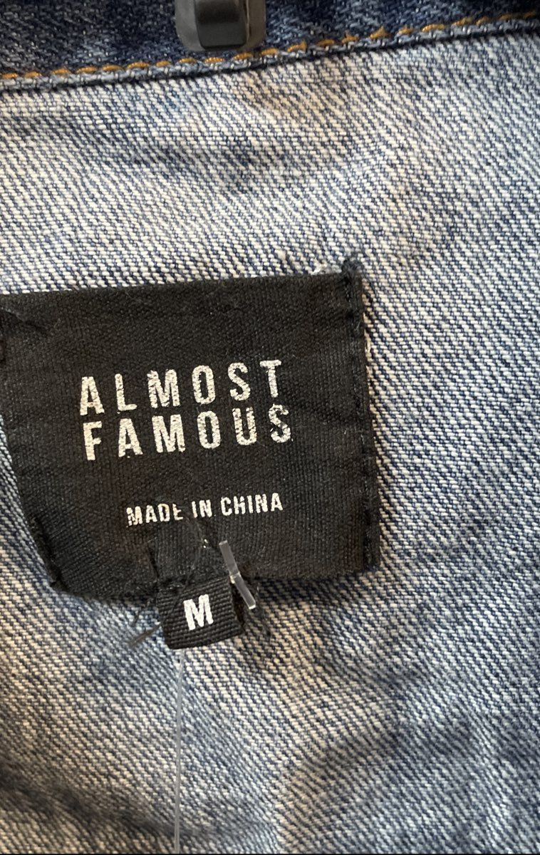Almost Famous Women's Blue Distressed Denim Trucker Jacket NWT Sz M