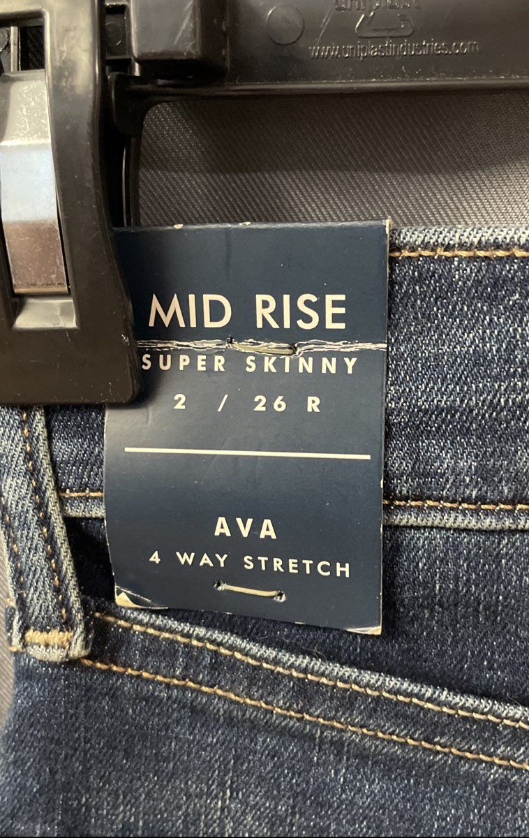 Lucky Brand Women's Ava Mid Rise Super Skinny Blue Jeans NWT Sz 2/26 R