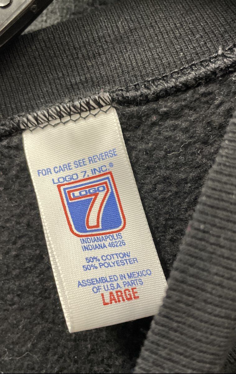 Vintage 90s Logo 7 Men's Black Whale Watch Gloucester MA Sweatshirt Size L