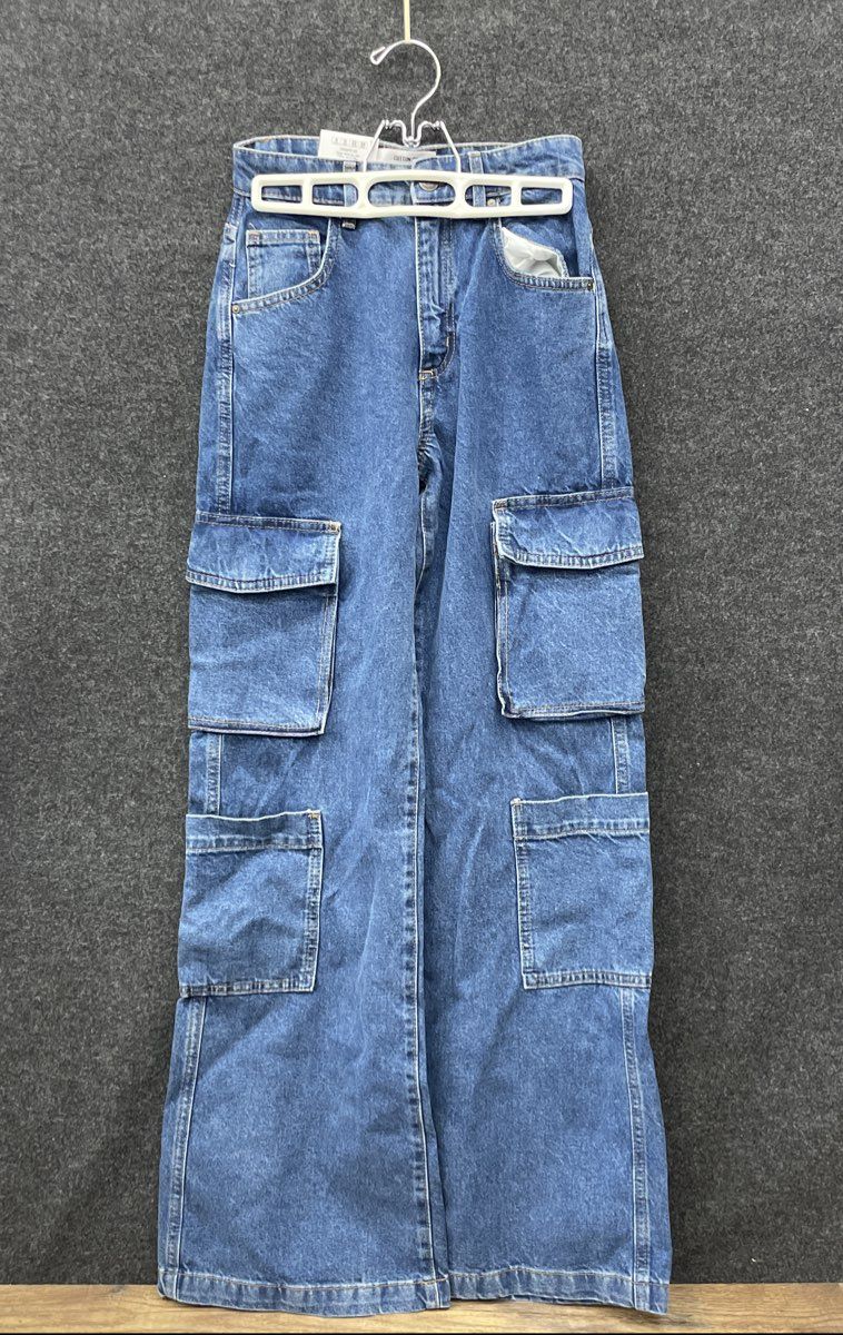 Cotton On Women's Cargo Wide Leg Jeans Nordic Blue Denim Multi Pocket NWT Sz 0