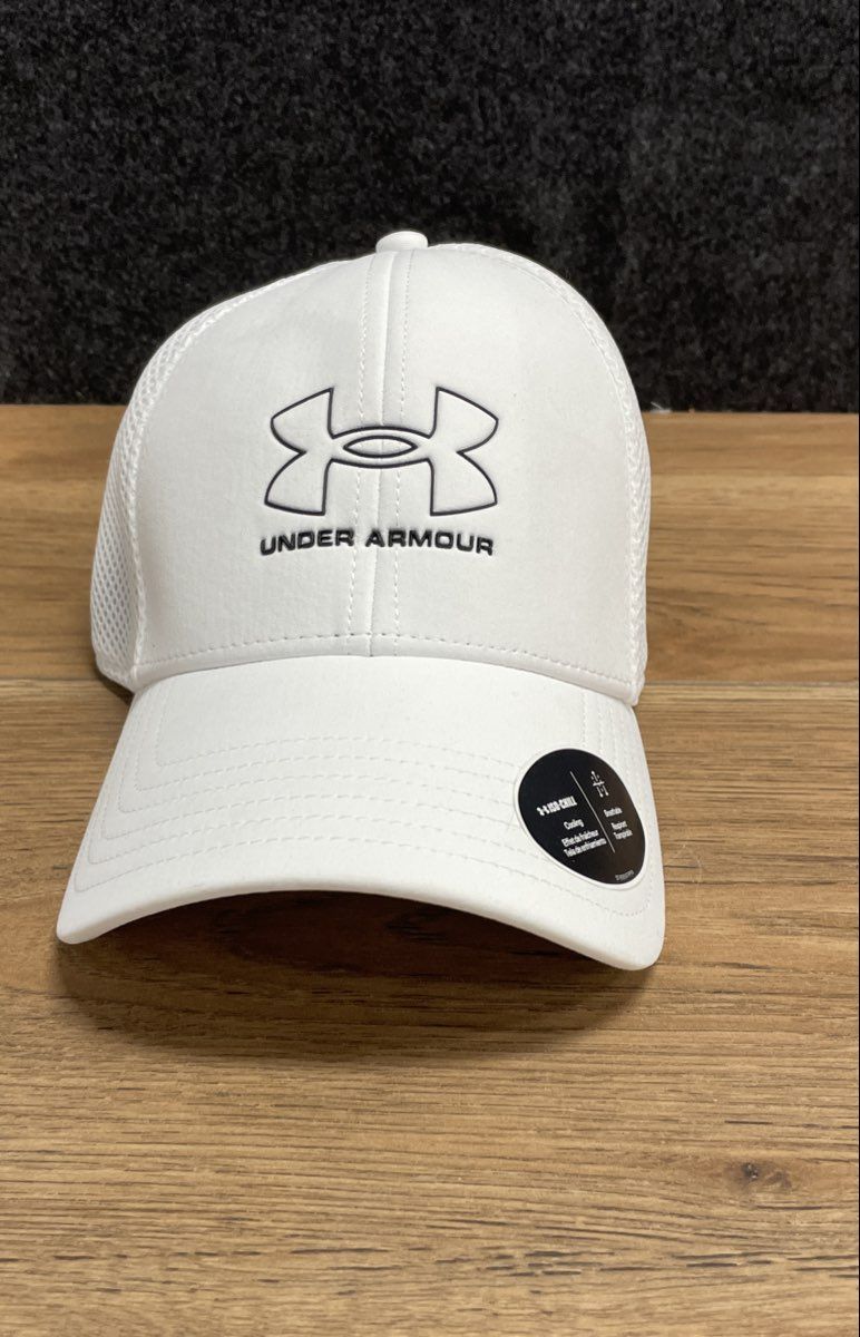 Under Armour Men's White Iso-Chill Driver Mesh Golf Cap NWT Sz S/M