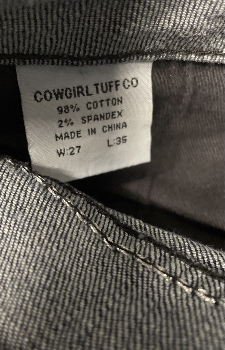Cowgirl Tuff Women's Distressed Blue Denim Western Bootcut Jeans Sz 27x35