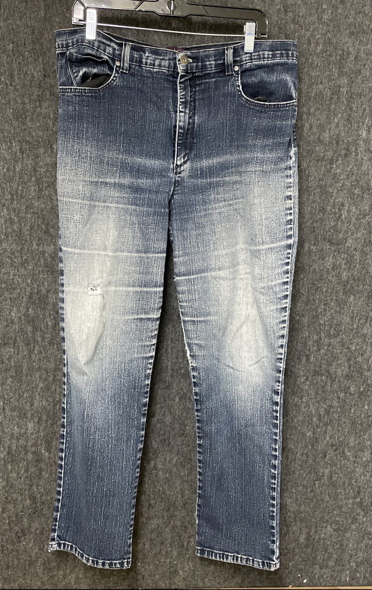 Gloria Vanderbilt Women's Blue High Rise Faded Straight Leg Jeans Size 18