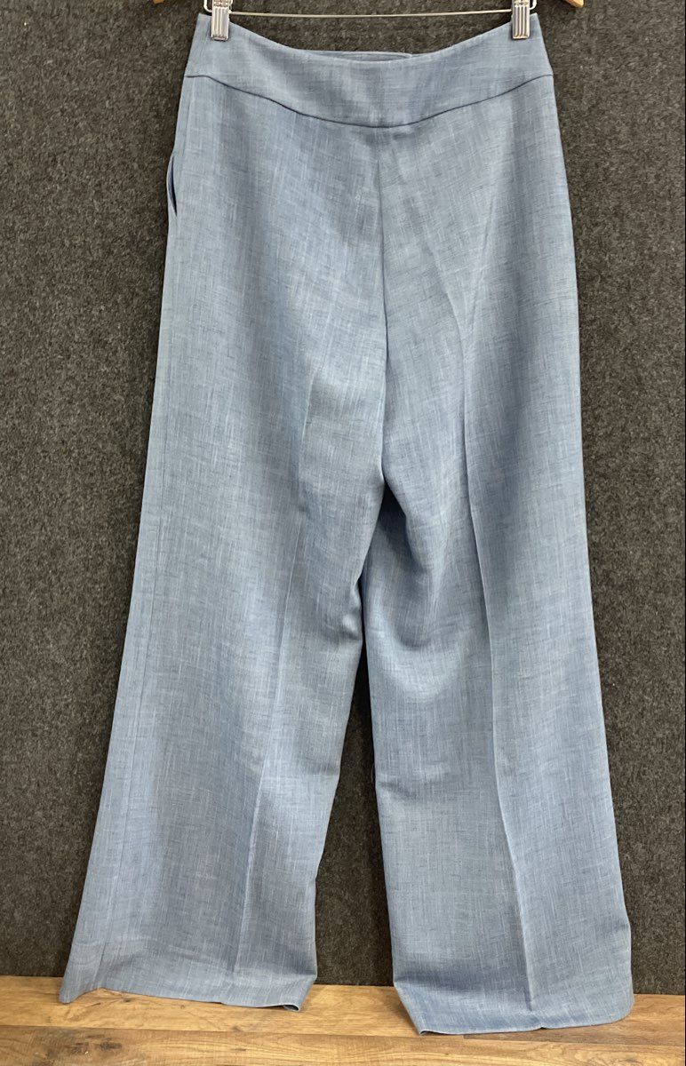 Calvin Klein Women's 2-Piece Suit Light Blue Blazer Sz 8 Wide Leg Pants Sz 6