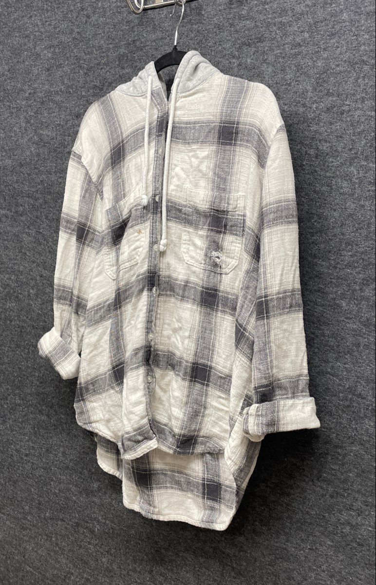 American Eagle Women's Hooded Plaid Flannel Shirt Gray White Distressed Sz L