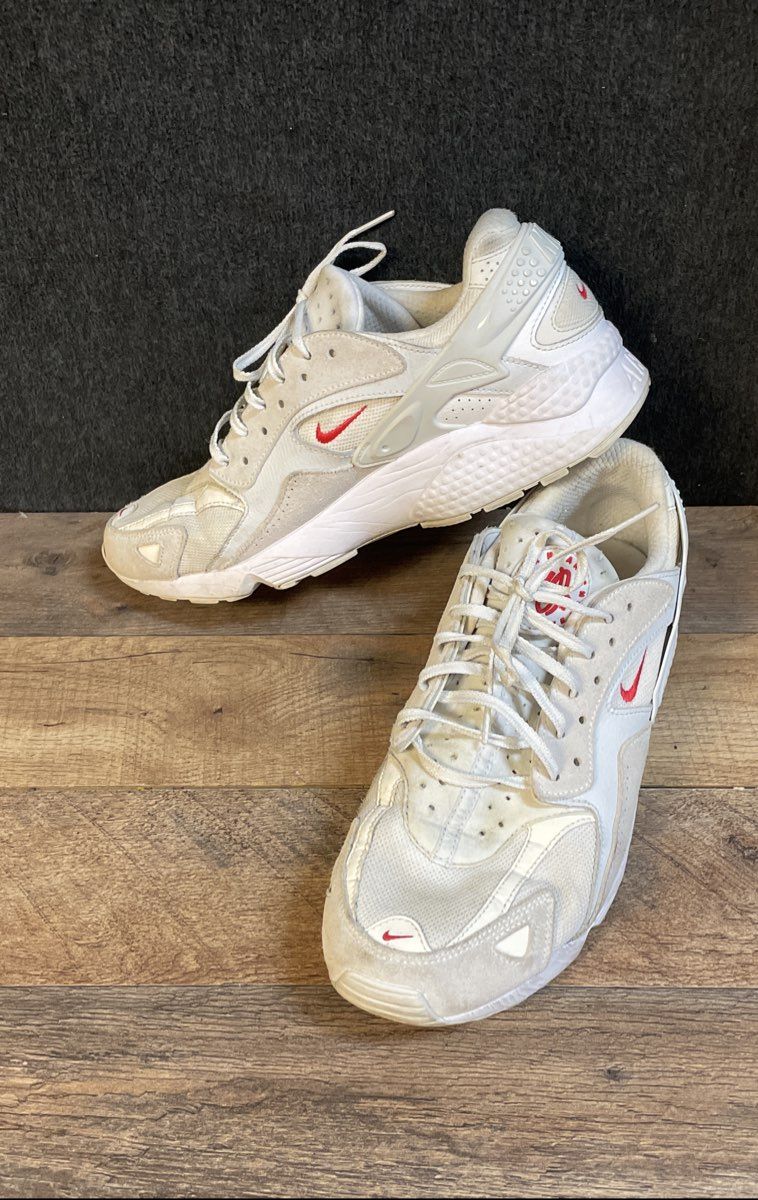Nike Air Huarache White University Red Running Lifestyle Sneakers Size 11