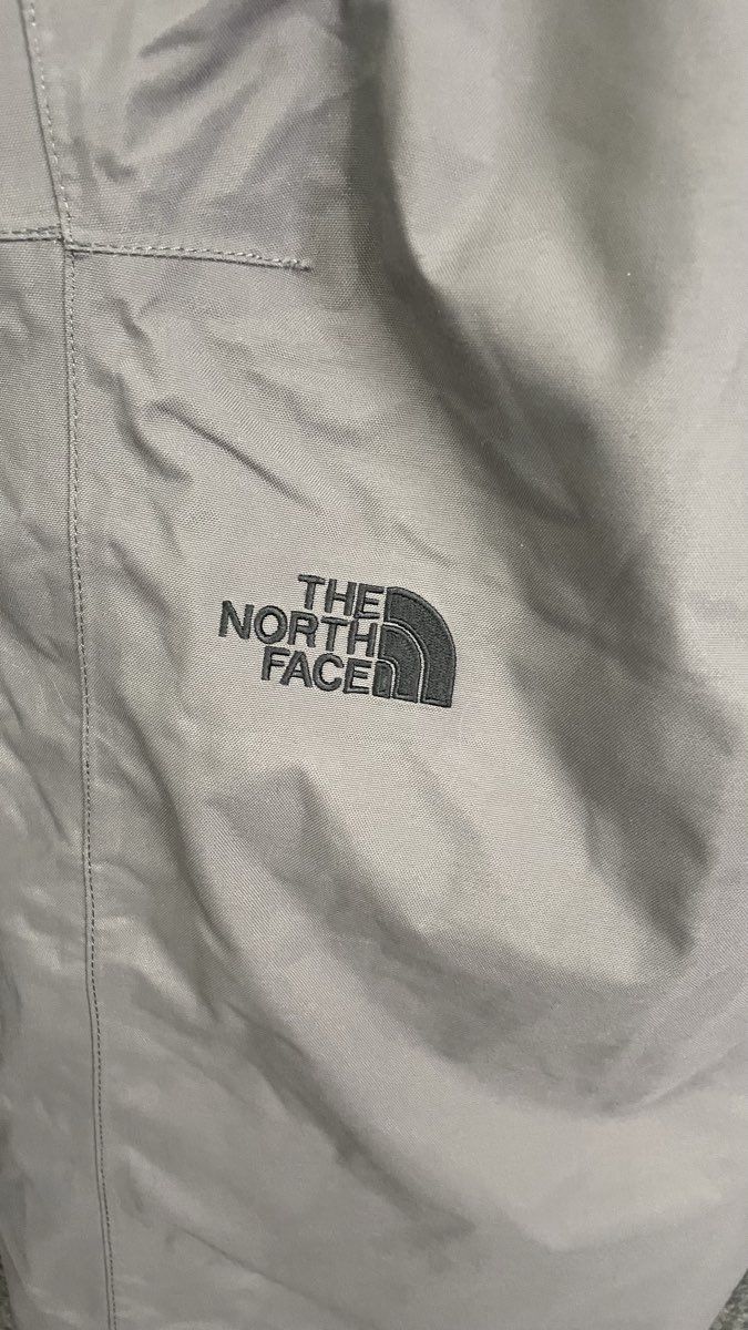 The North Face Men's Gray HyVent Waterproof Cargo Snow Pants Sz Medium