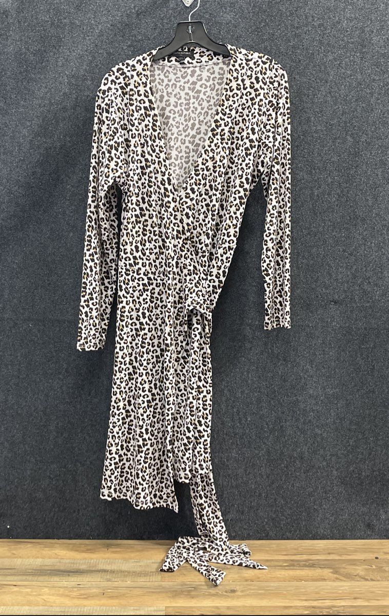Banana Republic Women's Cheetah Print Long Sleeve Midi Wrap Dress Size LP
