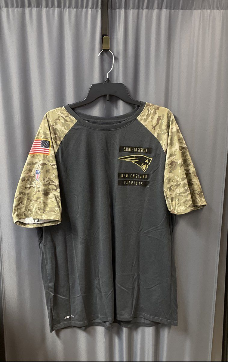 Nike Men's NFL New England Patriots Salute to Service Dri-Fit Tee Sz XXL