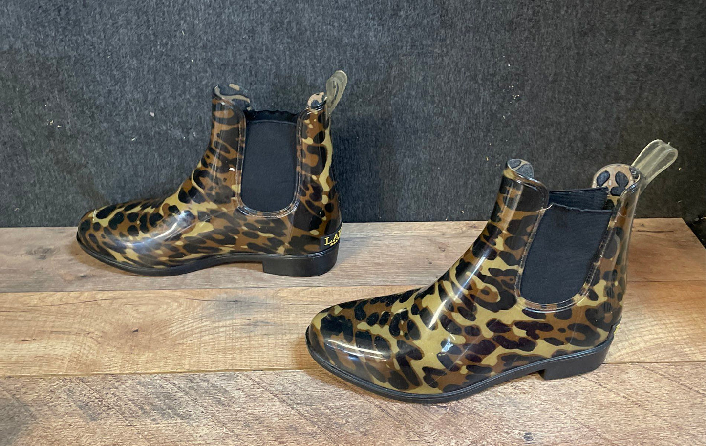 Lauren Ralph Lauren Tally Leopard Print Ankle Chelsea Rain Boots Women's Size 6