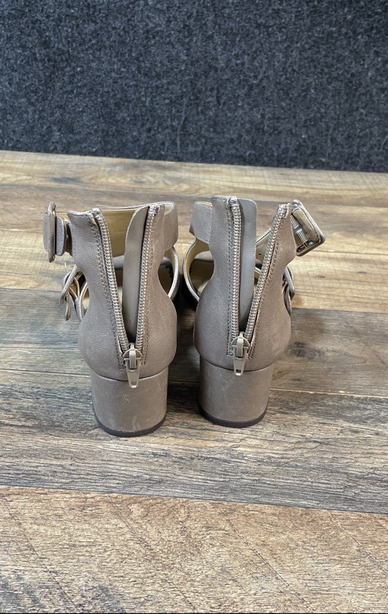 Vaneli Oread Tortora Taupe Leather Block Heel Sandals Women's Size 7.5 N