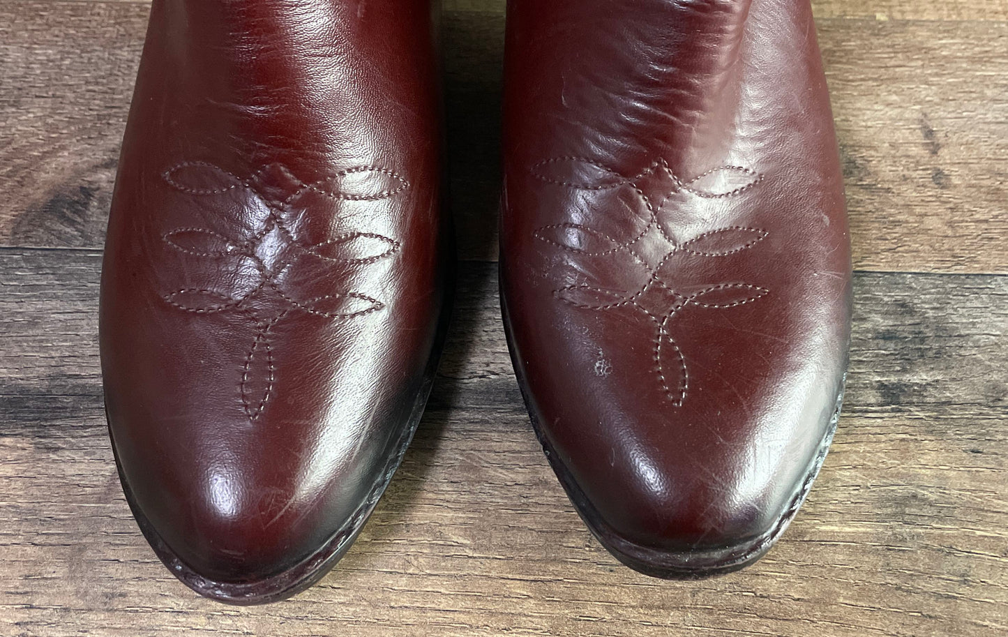 Vintage USA Made Burgundy Faux Leather Sherpa Lined Cowboy Boots Womens Size 7