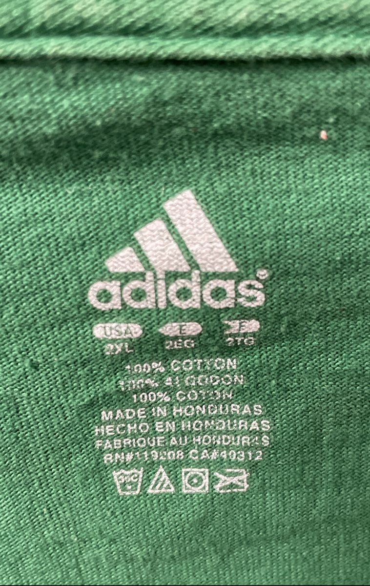 Adidas 2008 Boston Celtics NBA Champions T-Shirt Roster Back Graphic Sz 2XL