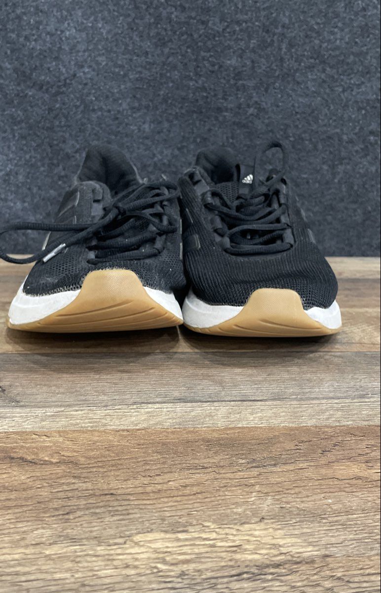 Adidas Questar Flow Cloudfoam Black Gum Sole Mesh Sneakers Size 8.5
