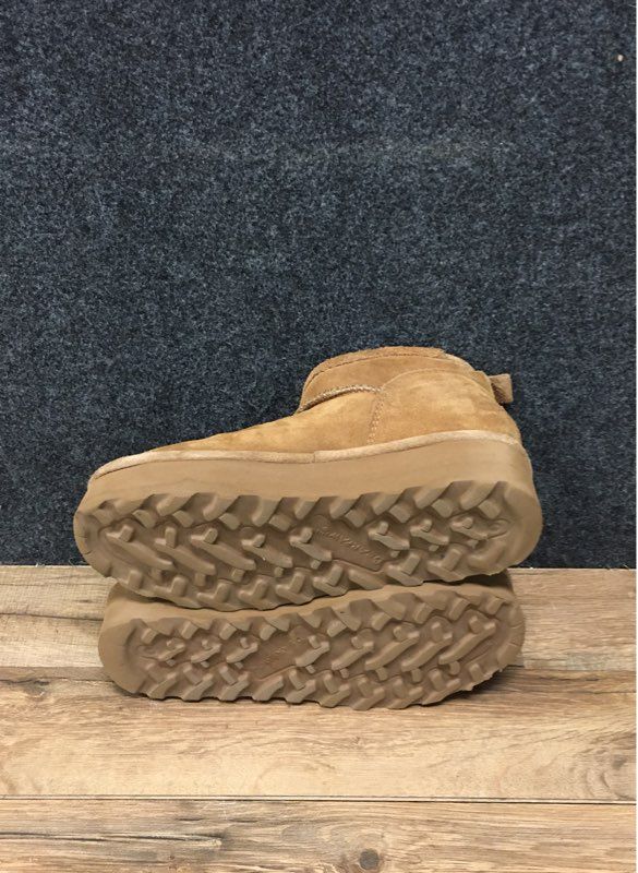 Bearpaw Retro Shorty Hickory Suede Platform Shearling Lined Boots Women's Size 8