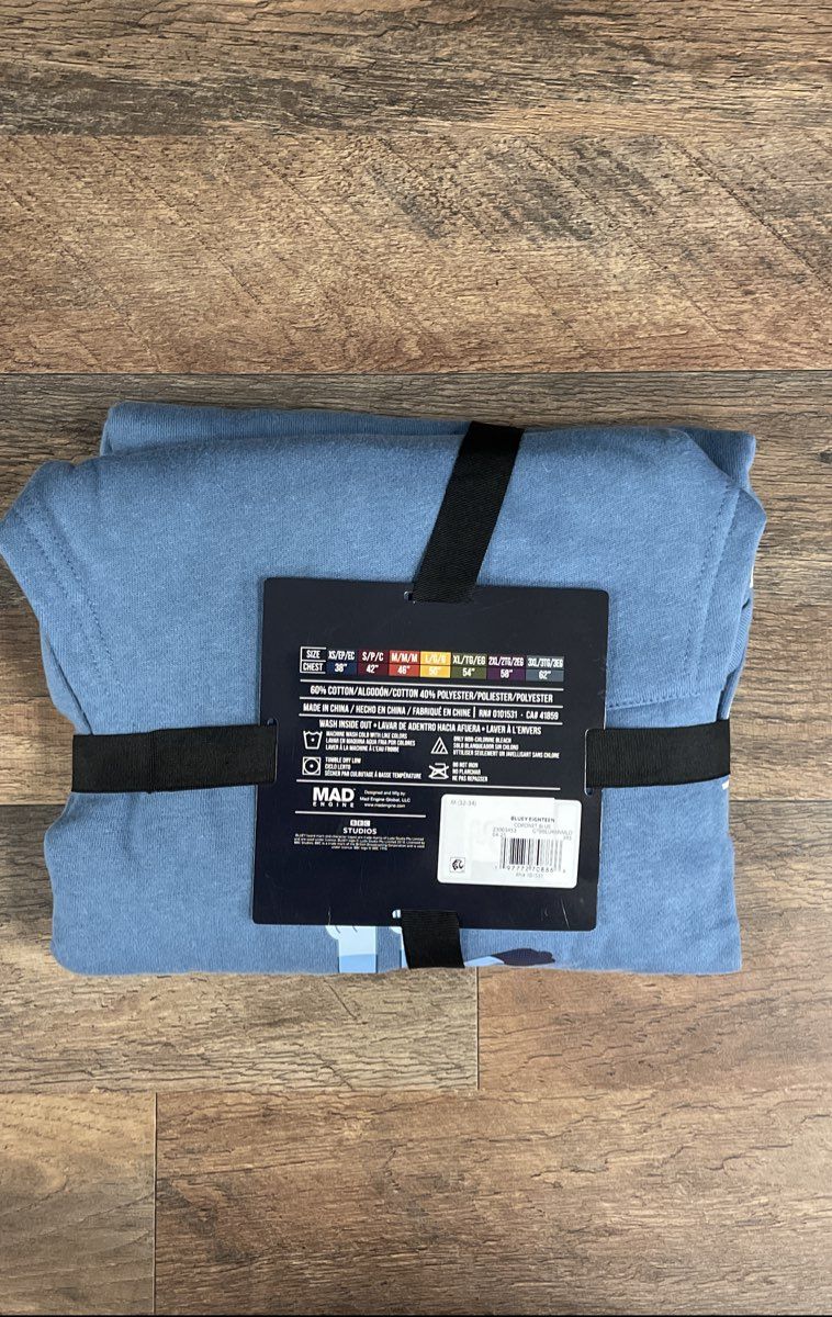 Bluey Men's Graphic Hoodie Blue Est 2018 Pullover Sz M NWT
