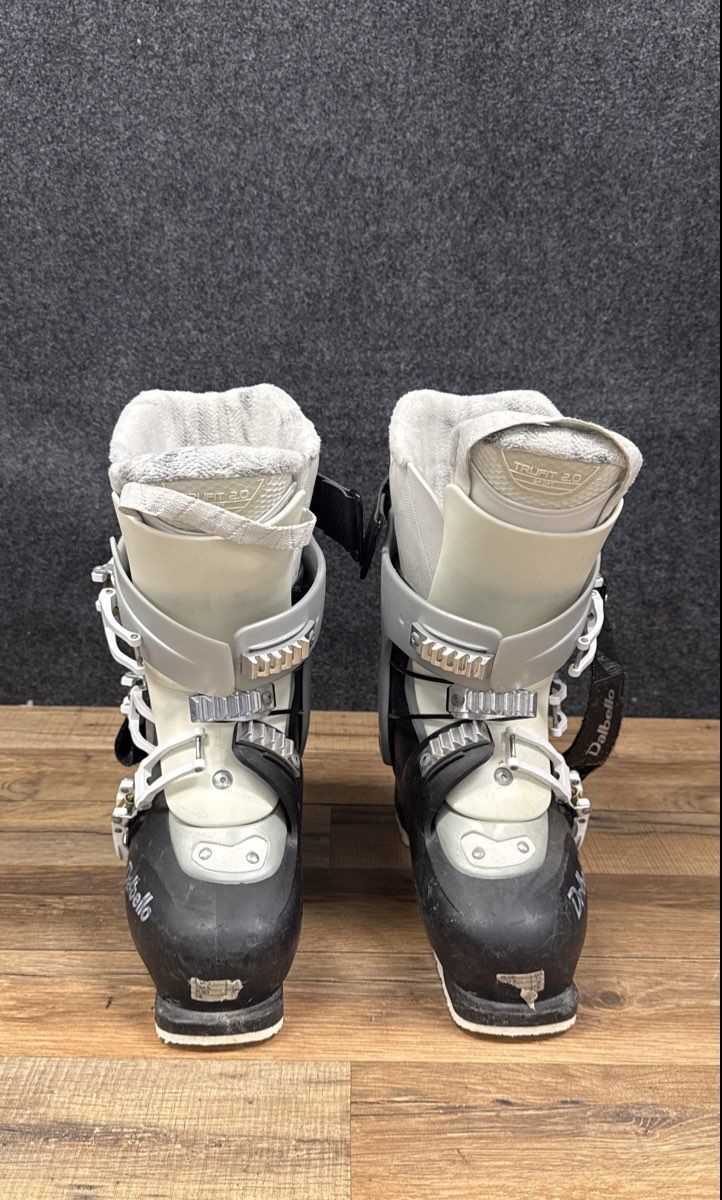 Dalbello Kyra 85 Womens All Mountain Ski Boots Mondo 25.5 Black Silver