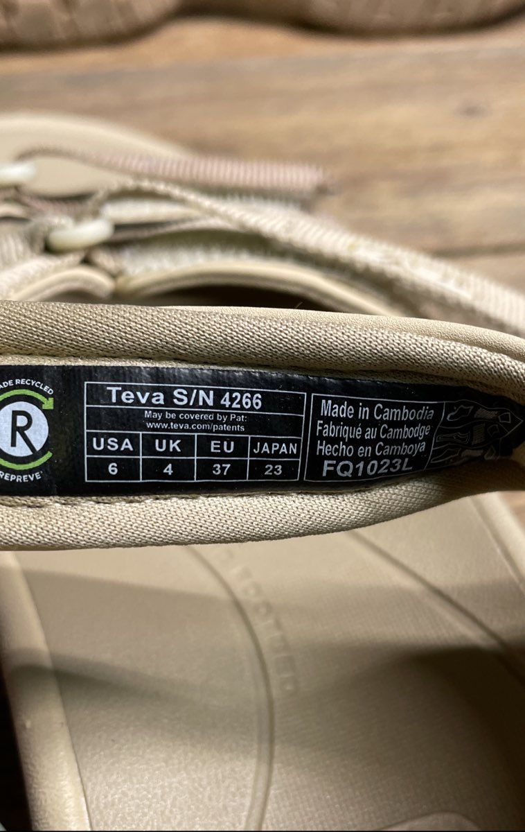 Teva Hurricane Terra Dactyl Women's Sport Sandals Beige Size 6