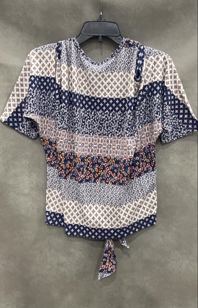 Hannah Women's Blue Geometric Pattern Tie Front Cold Shoulder Ribbed Shirt Sz M