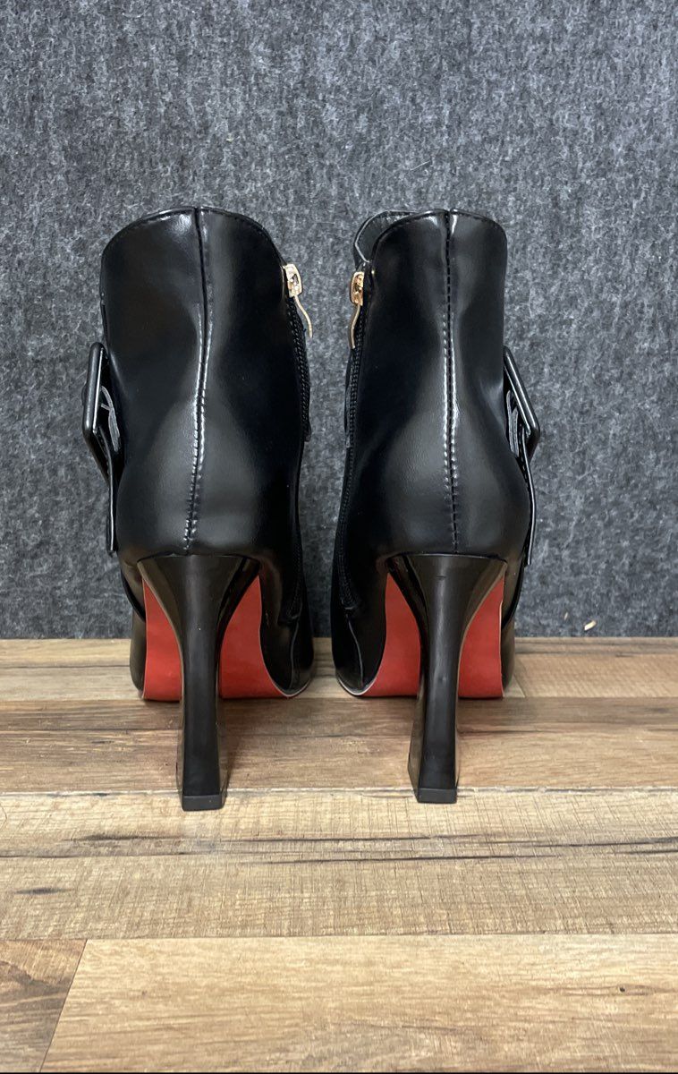 DS Black Faux Leather Pointed Toe Buckle Ankle Booties Size 38 EU 7.5 US