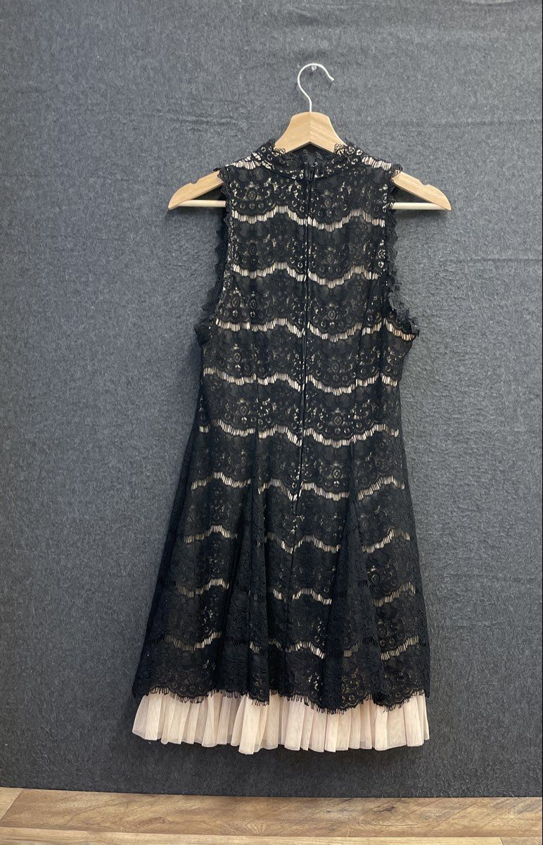 Trixxi Women's High Neck Black Lace Sleeveless Dress Tulle Hem Sz 7