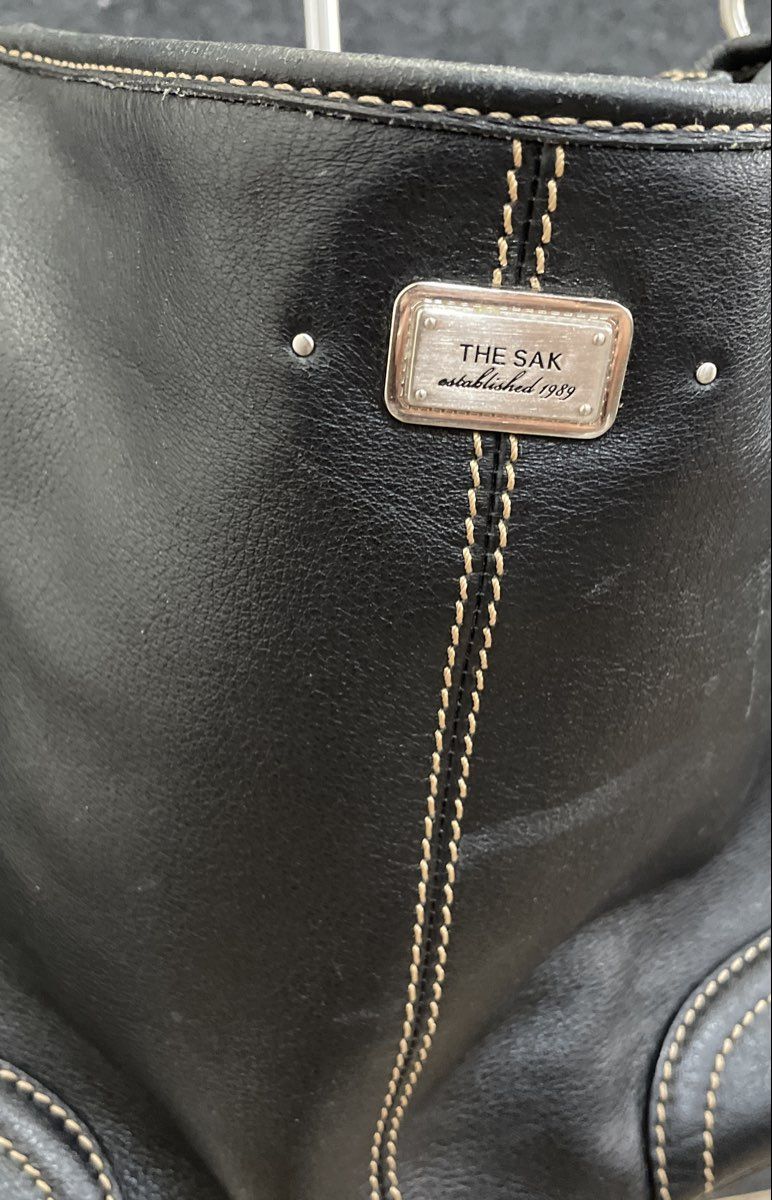 The Sak Black Leather Hobo Shoulder Bag Contrast Stitch Silver Hardware