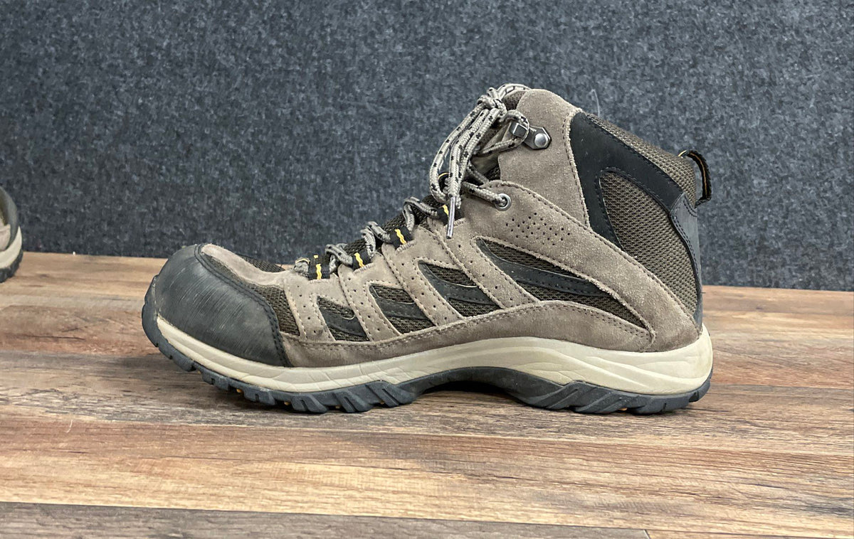 Columbia Newton Ridge Plus II Waterproof Cordovan Squash Hiking Boots Size 10