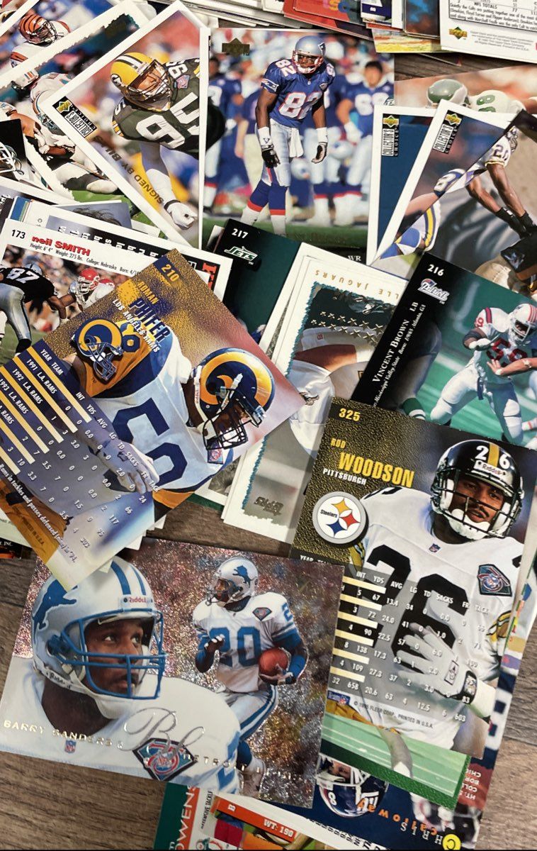 Barry Sanders + 3lbs Bulk Football Card Lot 1990s NFL Topps Score Upper Deck