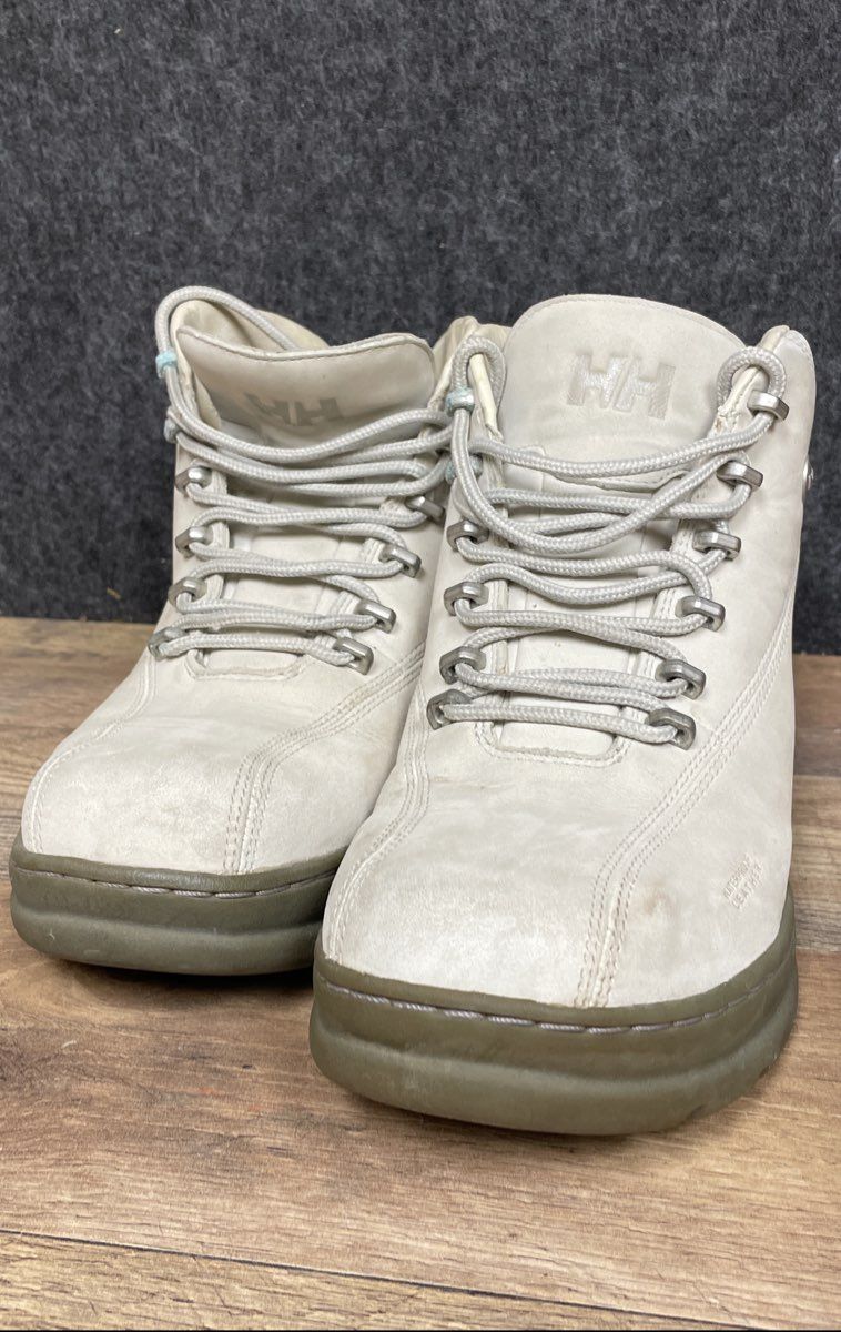 Vintage Y2K Helly Hansen Waterproof Leather Hiking Boots Cream Womens Size 7