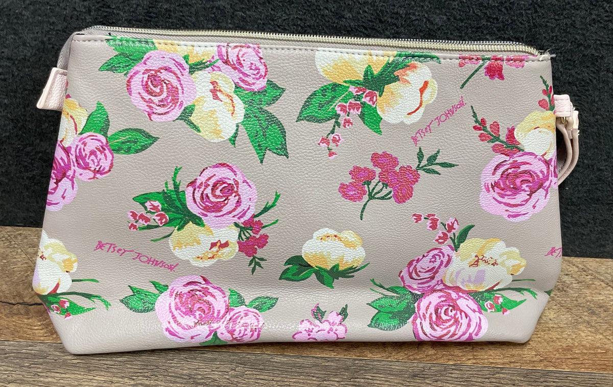 Betsey Johnson Floral & Quilted Heart Wristlet Pouch Purse Lot of 2 Pieces