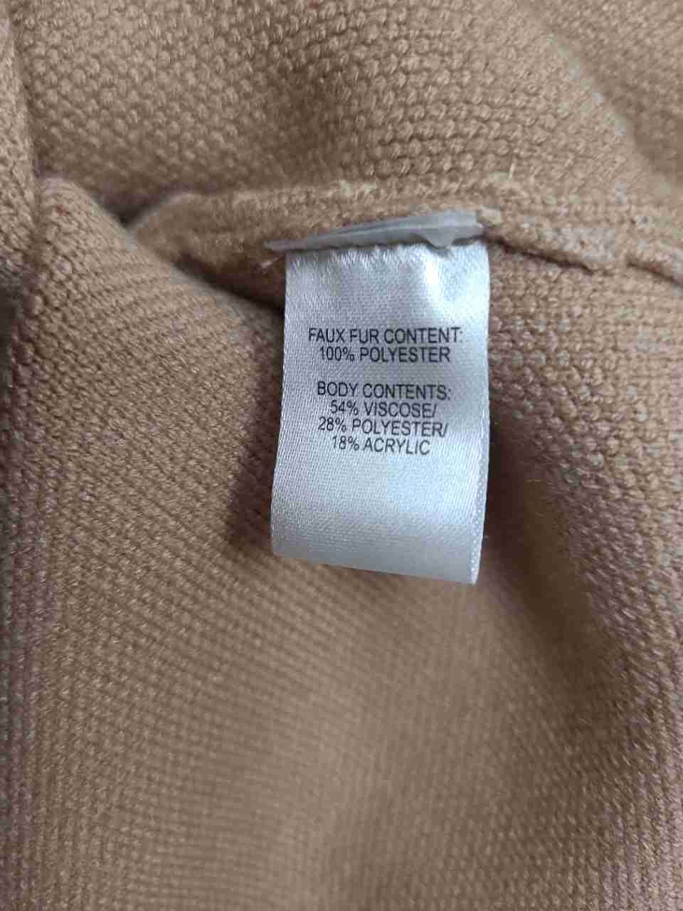 Dolce Cabo Women's Tan Knit Faux Fur Collar Poncho Cape Jacket Size M/L