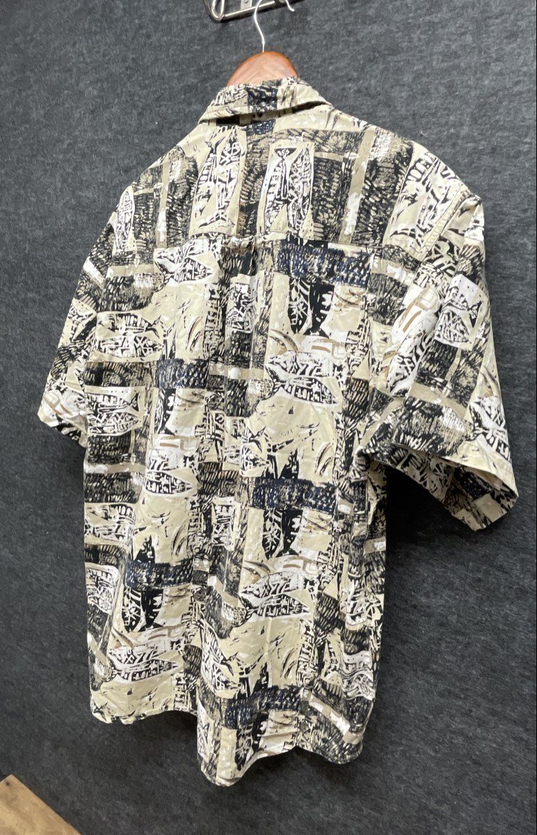 Columbia Men's Vintage 90s Fish Print Short Sleeve Button Up Shirt Tan Black XL