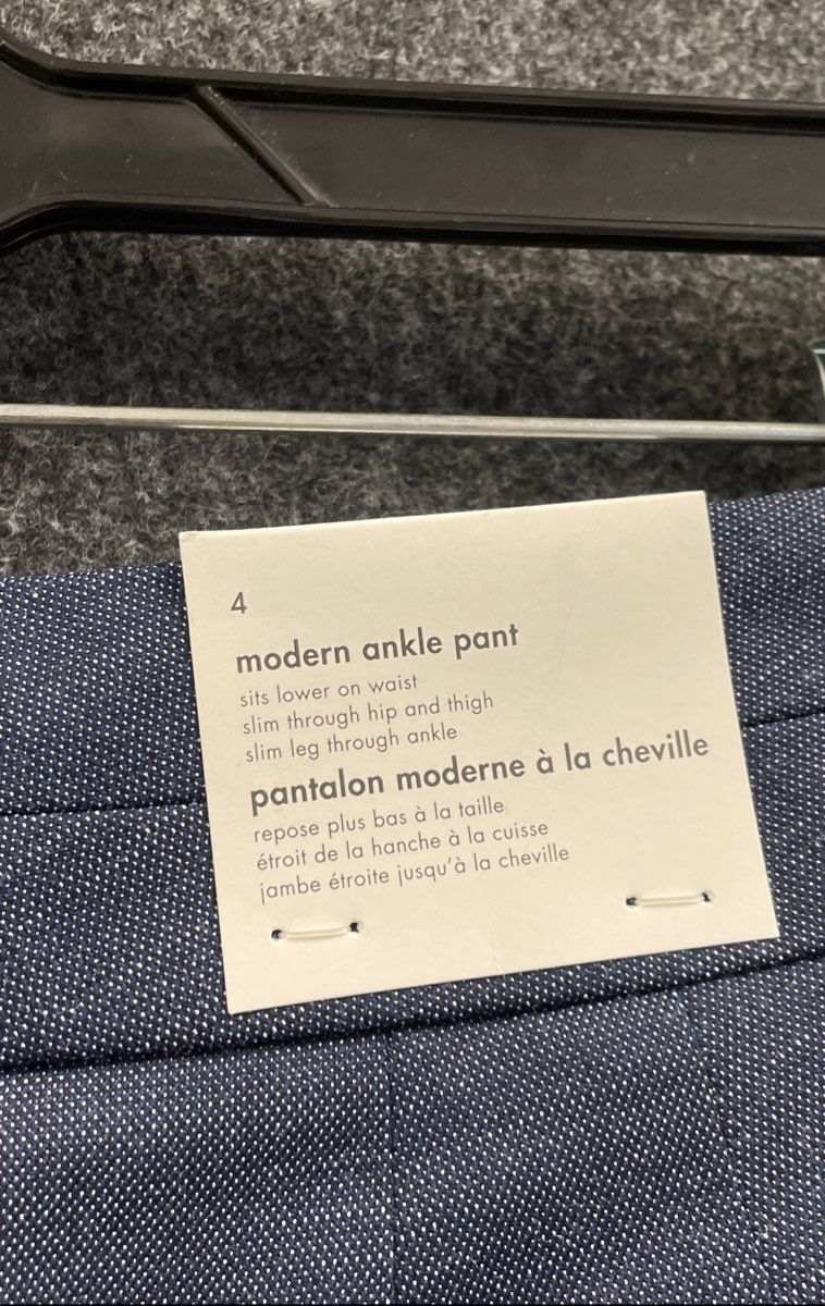 Calvin Klein Women's Blue Modern Ankle Pant Slim Fit Dress Trousers NWT Size 4