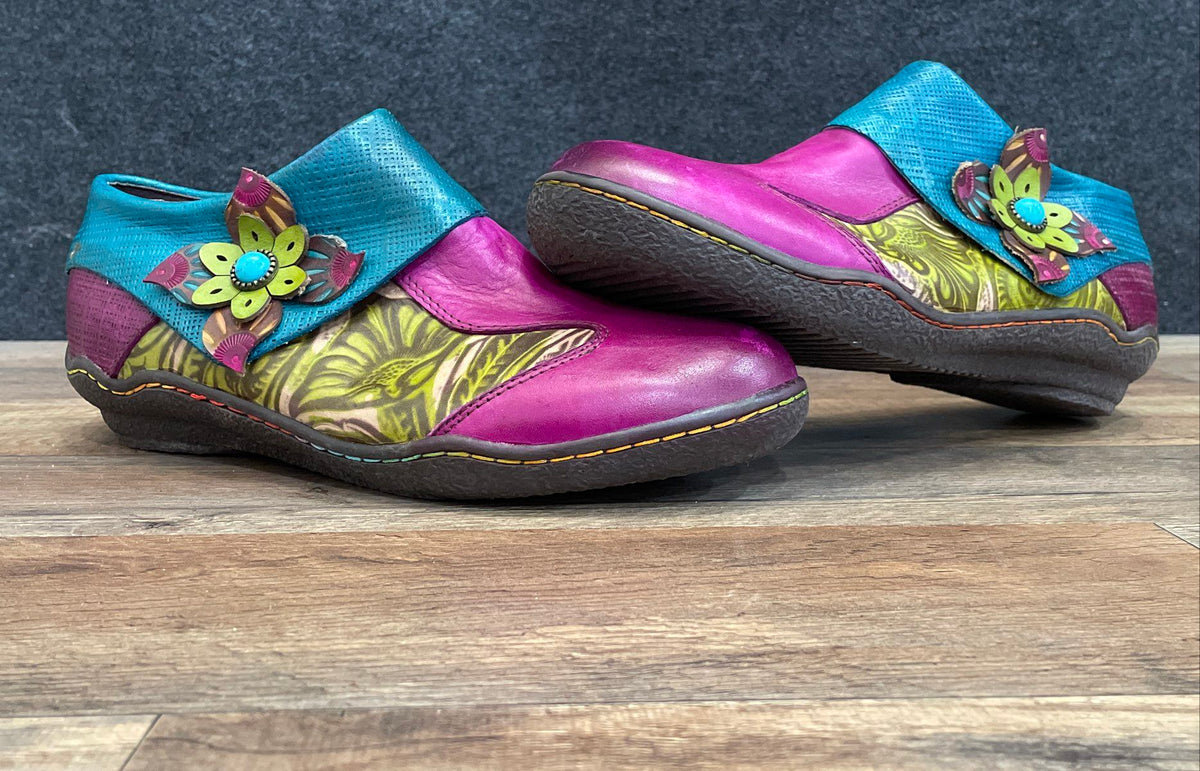 Socofy Multi-Color Floral Leather Ankle Boots Side Zip Flower Accents Size 41