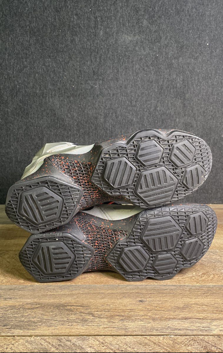 Nike LeBron 13 Rubber City Wolf Grey Black Basketball Shoes Men's Size 9