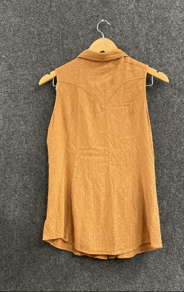 Wrangler Retro Women's Tan Sleeveless Western Button Up Diamond Texture Sz S