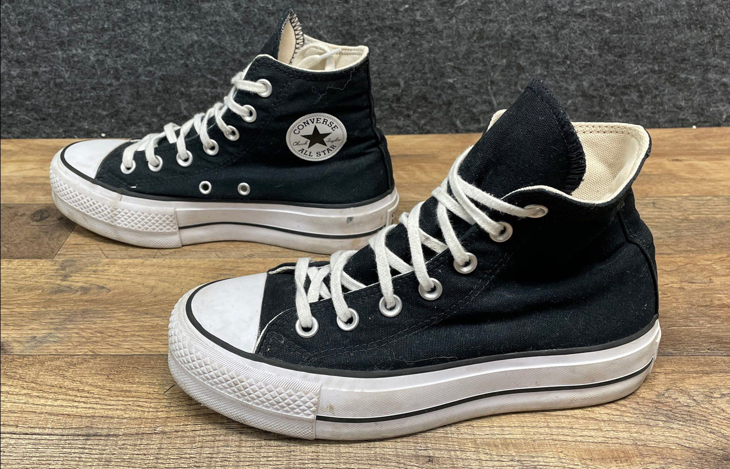 Converse Chuck Taylor All Star Lift Platform High Top Black White Women's Size 6