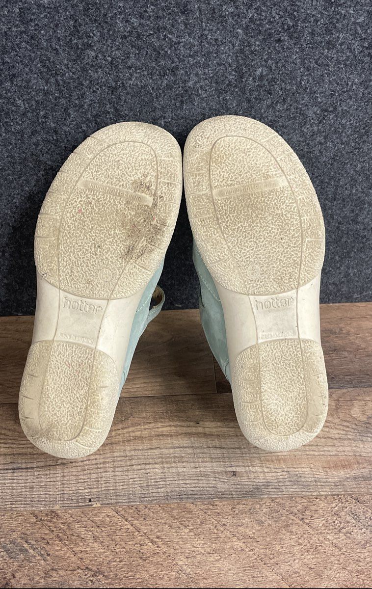 Hotter Martha Green T-Strap Mary Jane Walking Shoes Women's Size 7.5