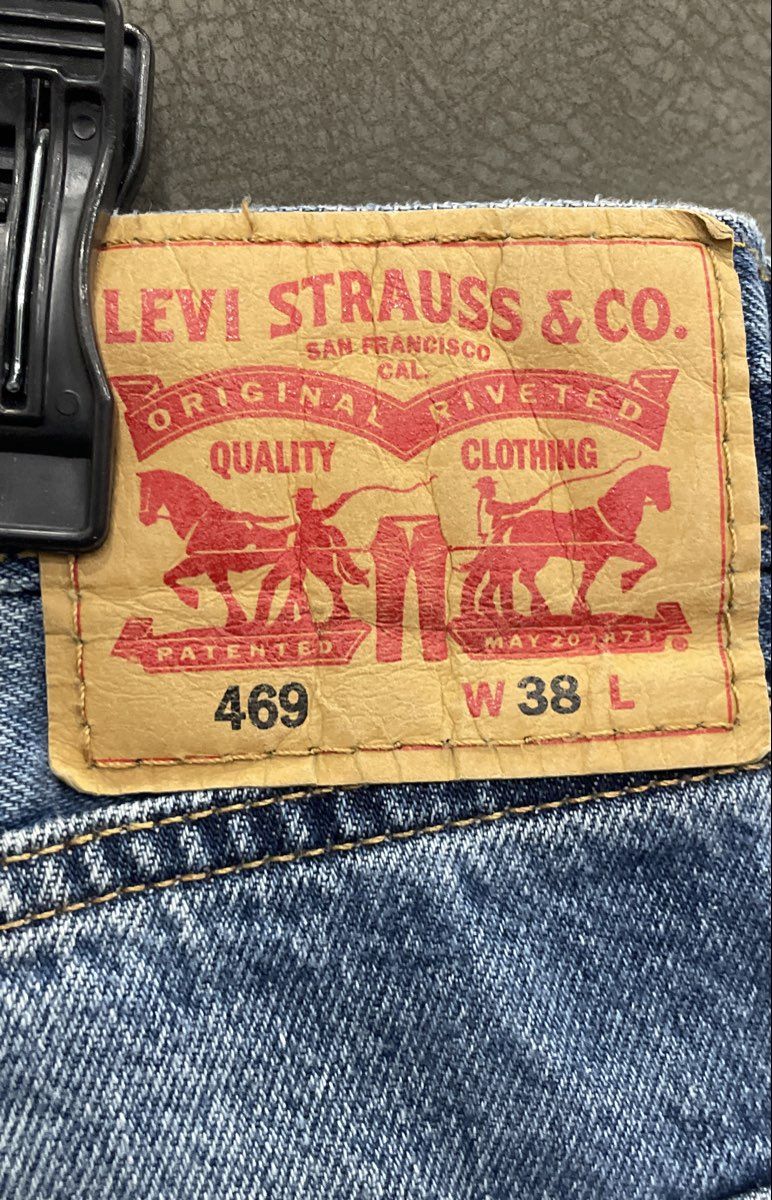 Levi's Men's 469 Loose Fit Denim Jean Shorts Blue 100% Cotton Size 38