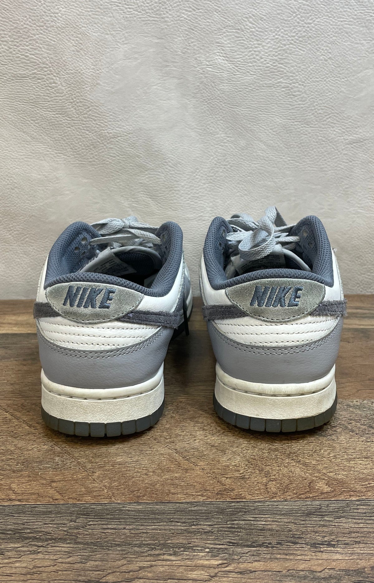 Nike Dunk Low SE Light Carbon White Grey Sneakers Men's Size 8
