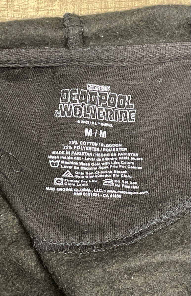 Marvel Men's Deadpool & Wolverine Black Abbey Road Graphic Hoodie Sz M