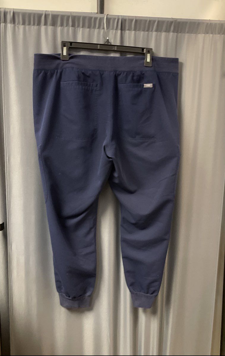 Figs Women's Navy Blue Technical Scrub Set XXL Top XXL Petite Jogger Bottoms