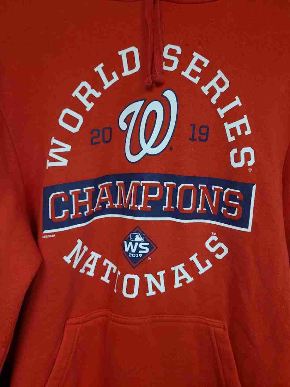 MLB Men's Red Washington Nationals 2019 World Series Champions Hoodie Sz M