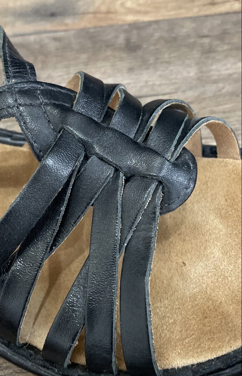 Clarks Bendables Black Leather Strappy Slingback Sandals Women's Size 11