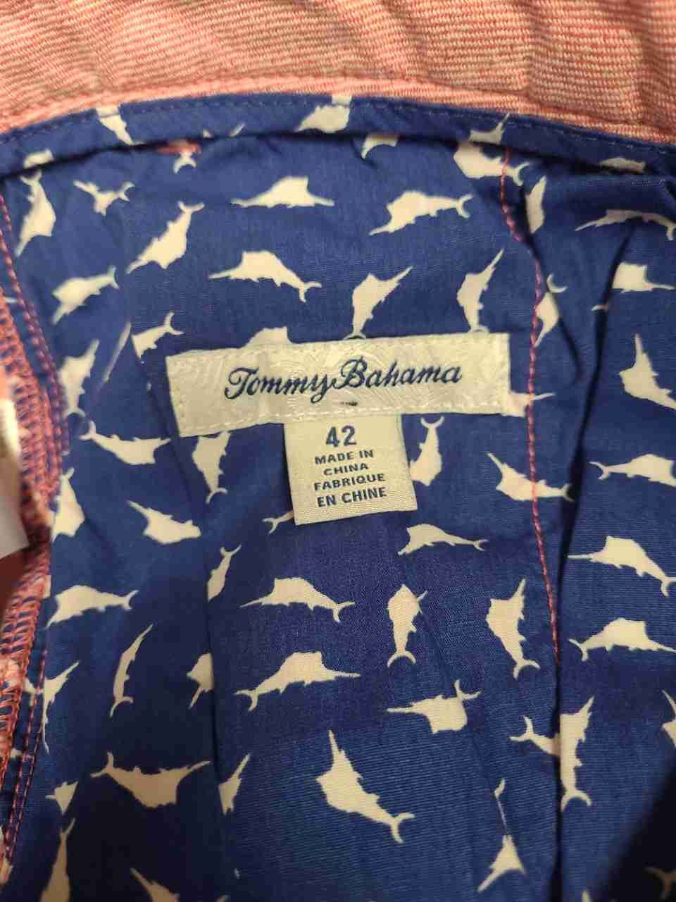 Tommy Bahama Men's Pink Linen Blend Flat Front Flap Pocket Shorts Size 42