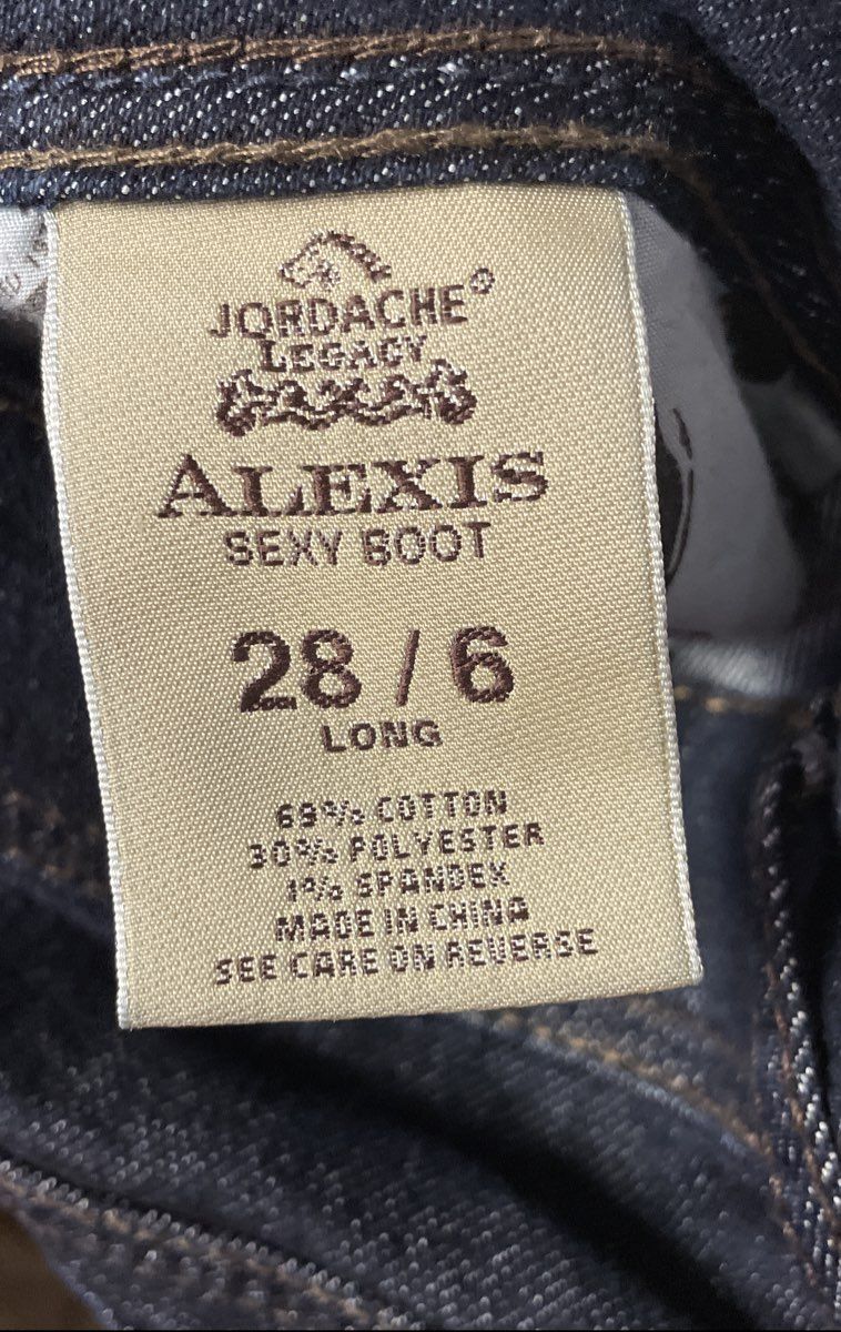 Jordache Legacy Women's Alexis Dark Blue Bootcut Jeans Decorative Pockets Sz 6