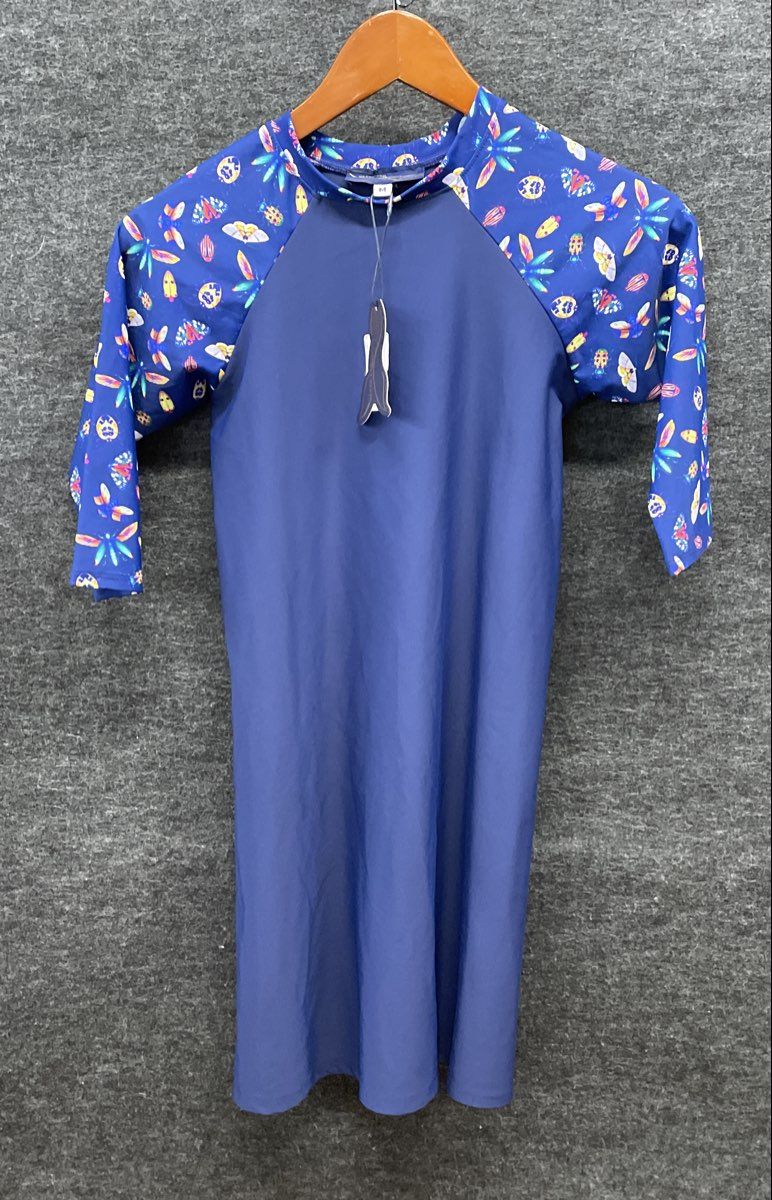 Silvertail Swimwear Blue Swim Shirt Insect Bug Print Raglan Sleeve NWT Sz M